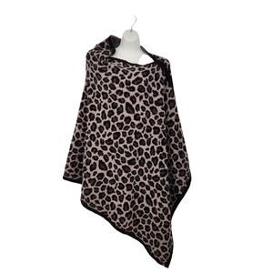 Barefoot Dreams Cozy Chic Plus Gray Leopard Asymmetrical Cape Poncho Women's OS